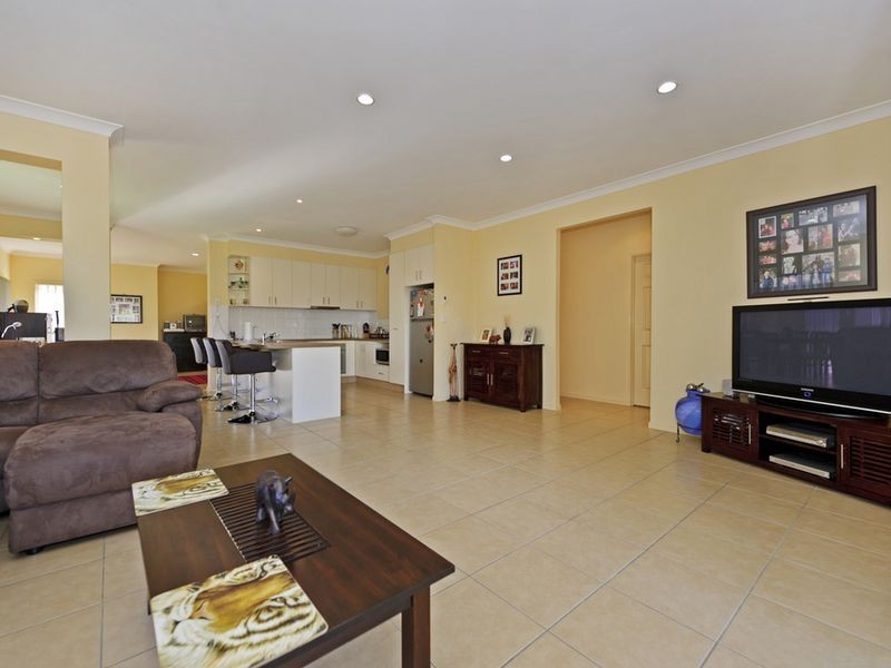 19 Benson Street, Ormeau QLD 4208