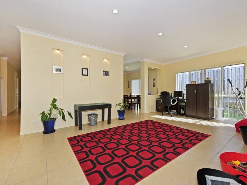 19 Benson Street, Ormeau QLD 4208