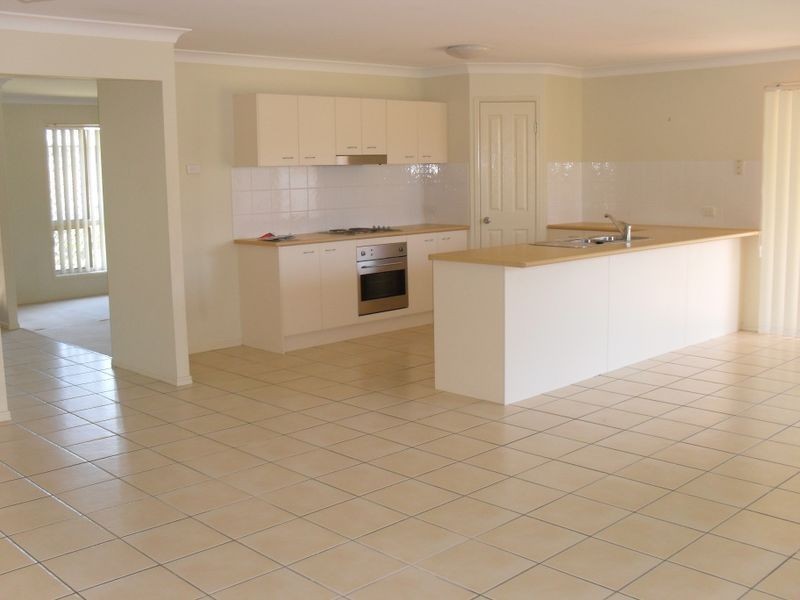 15 Betty Street, Upper Coomera QLD 4209