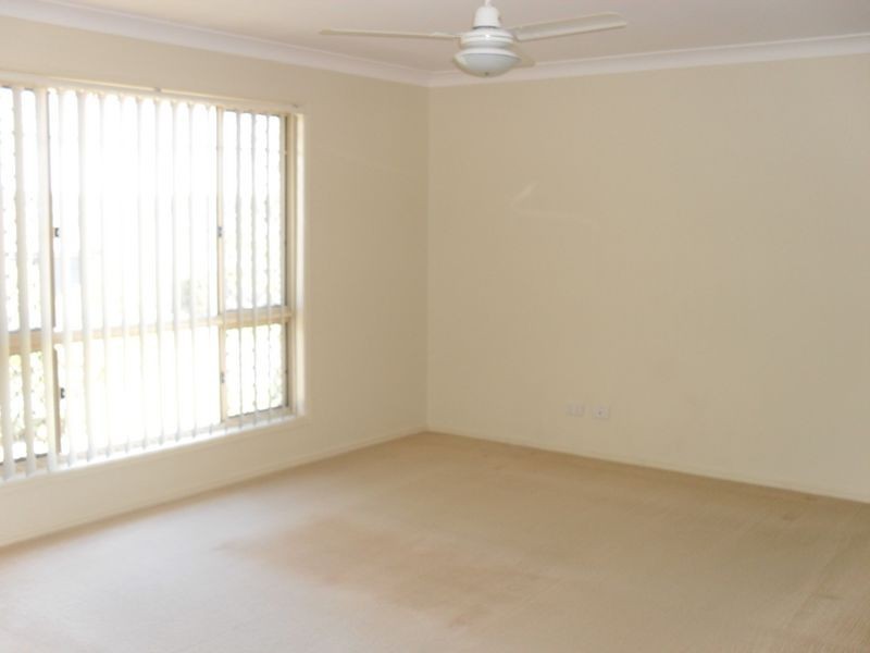 15 Betty Street, Upper Coomera QLD 4209