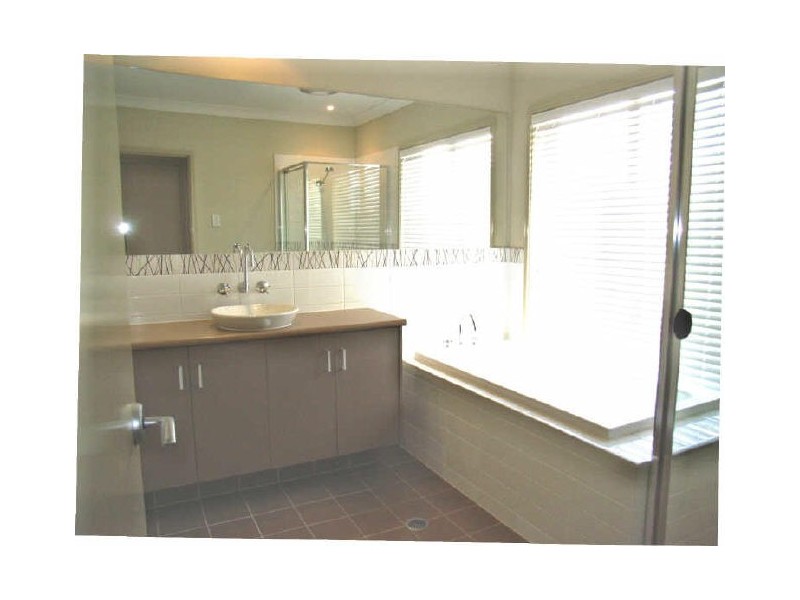 6 Rainlilly Crescent, Upper Coomera QLD 4209