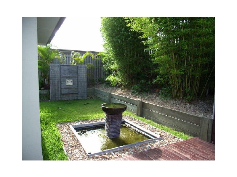 6 Rainlilly Crescent, Upper Coomera QLD 4209