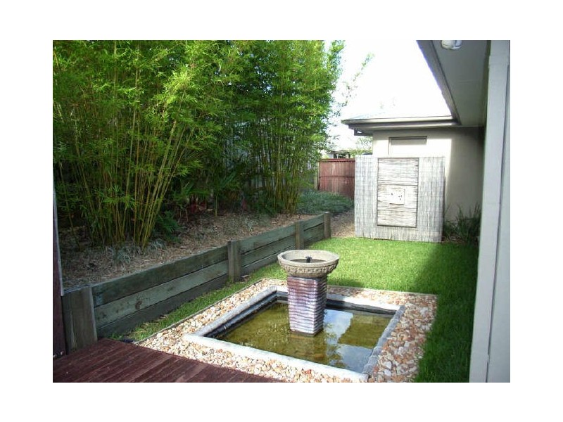 6 Rainlilly Crescent, Upper Coomera QLD 4209