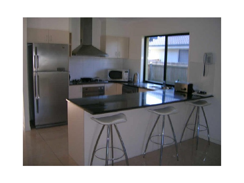 7 Cranberrie Court, Pimpama QLD 4209