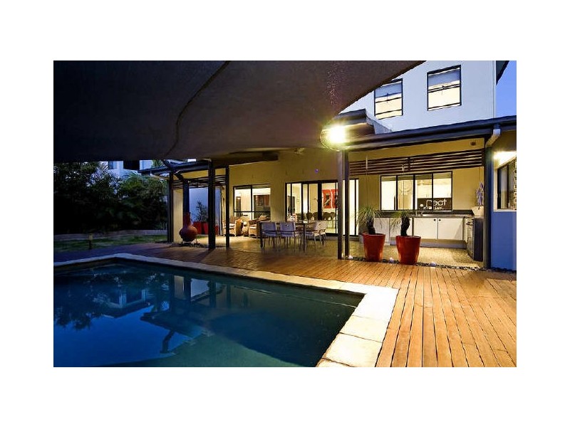 4 Nerida Lane, Coomera Waters QLD 4209