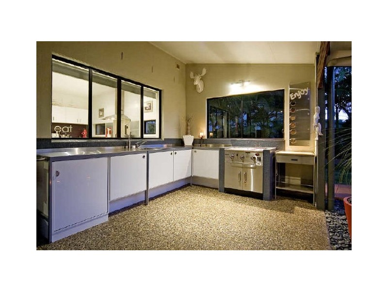 4 Nerida Lane, Coomera Waters QLD 4209