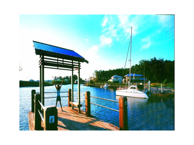 1 Pendragon Drive, Coomera Waters QLD 4209