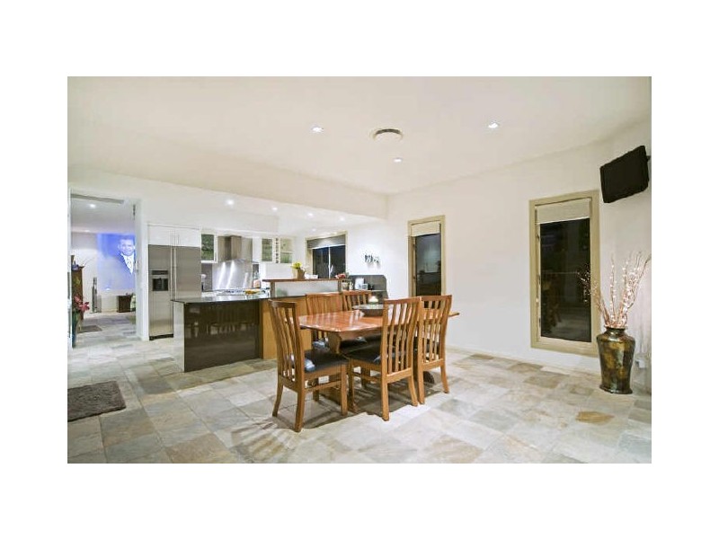 17 Brindabella Close, Coomera Waters QLD 4209