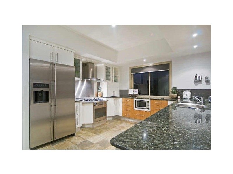 17 Brindabella Close, Coomera Waters QLD 4209