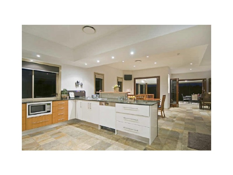 17 Brindabella Close, Coomera Waters QLD 4209
