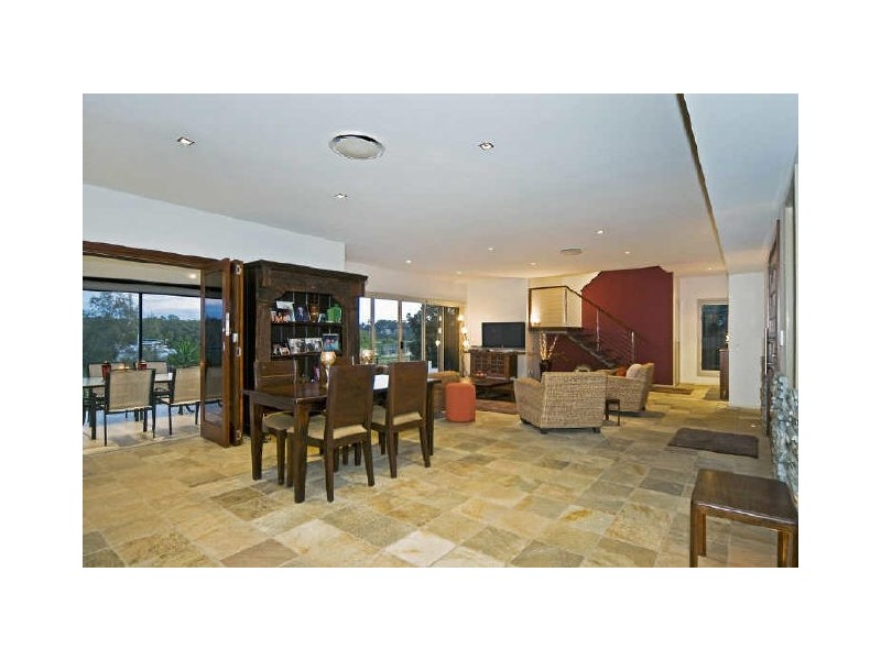 17 Brindabella Close, Coomera Waters QLD 4209