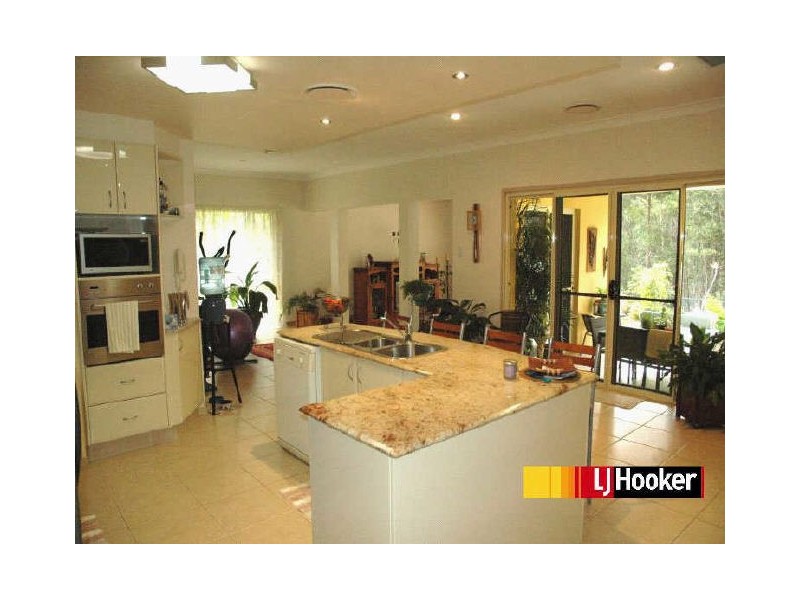 30 Pacha Close, Coomera Waters QLD 4209