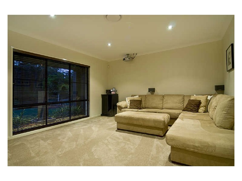 3 Veninde Lane, Coomera Waters QLD 4209