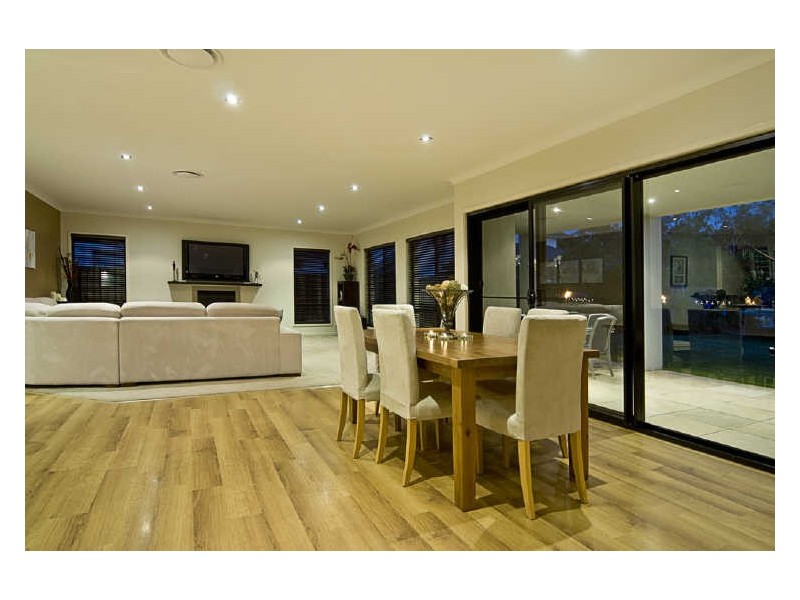 3 Veninde Lane, Coomera Waters QLD 4209