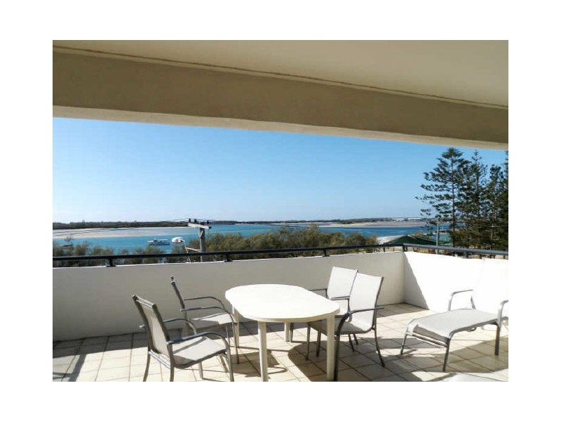 325/392 Marine Parade, Labrador QLD 4215