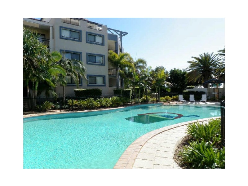 325/392 Marine Parade, Labrador QLD 4215