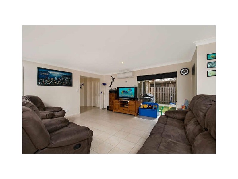 28 Nicola Way, Upper Coomera QLD 4209