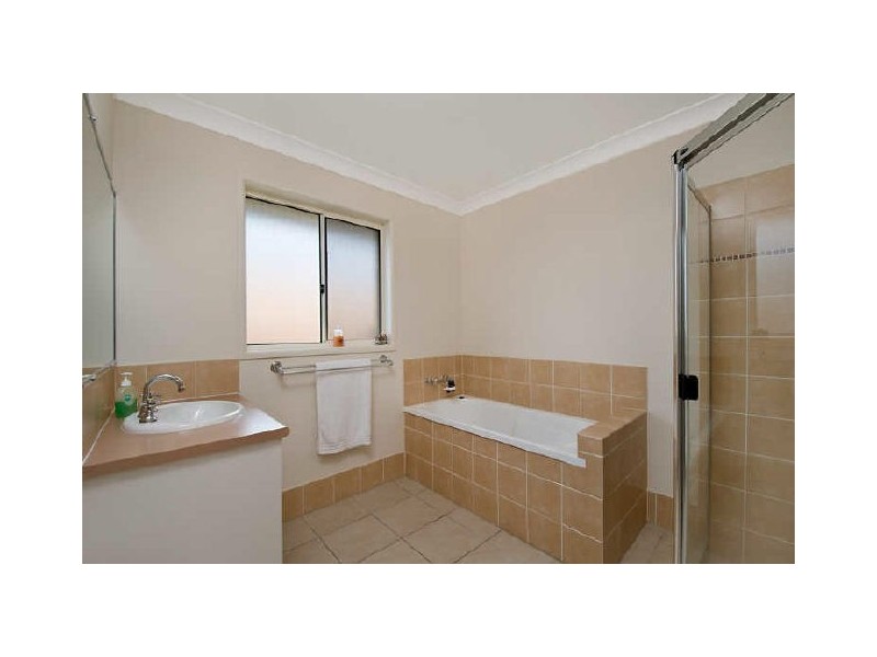 28 Nicola Way, Upper Coomera QLD 4209