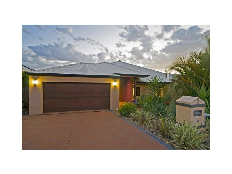 5 Rainbow Circuit, Coomera Waters QLD 4209