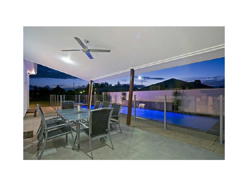 12 First Light Court, Coomera Waters QLD 4209