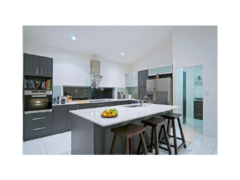 12 First Light Court, Coomera Waters QLD 4209