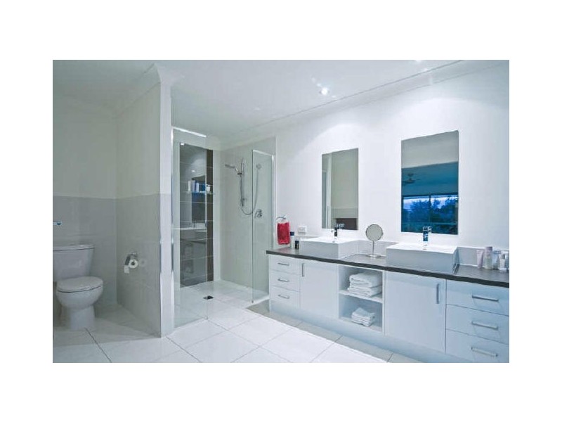 12 First Light Court, Coomera Waters QLD 4209