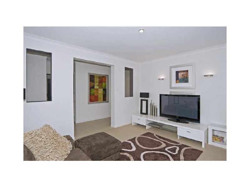 12 Rainlily Crescent, Upper Coomera QLD 4209