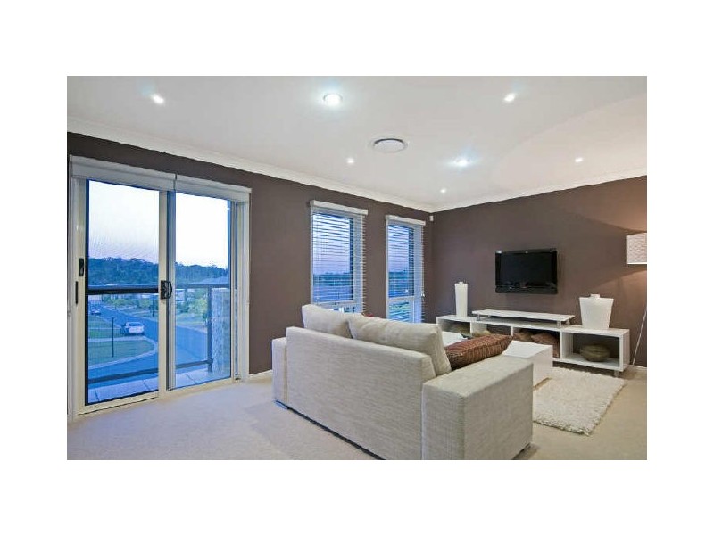 12 Rainlily Crescent, Upper Coomera QLD 4209