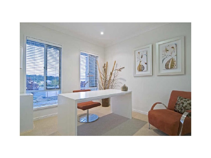 12 Rainlily Crescent, Upper Coomera QLD 4209