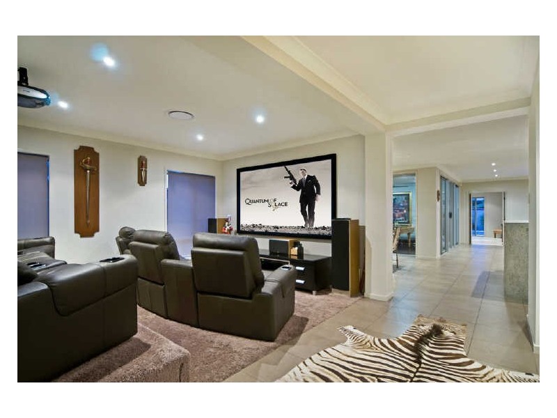 9 Bashful Lane, Coomera Waters QLD 4209