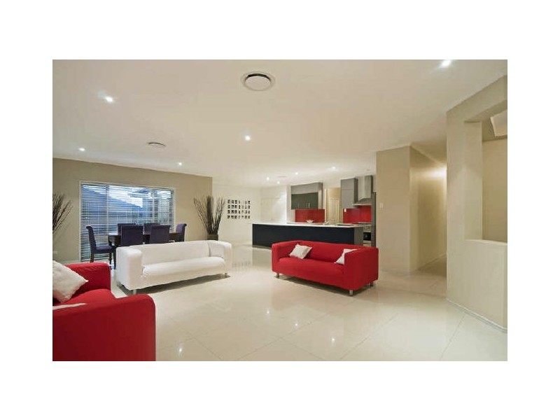 16 Rainbow Circuit, Coomera Waters QLD 4209