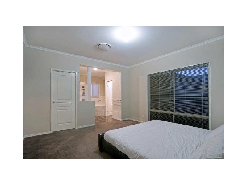 16 Rainbow Circuit, Coomera Waters QLD 4209