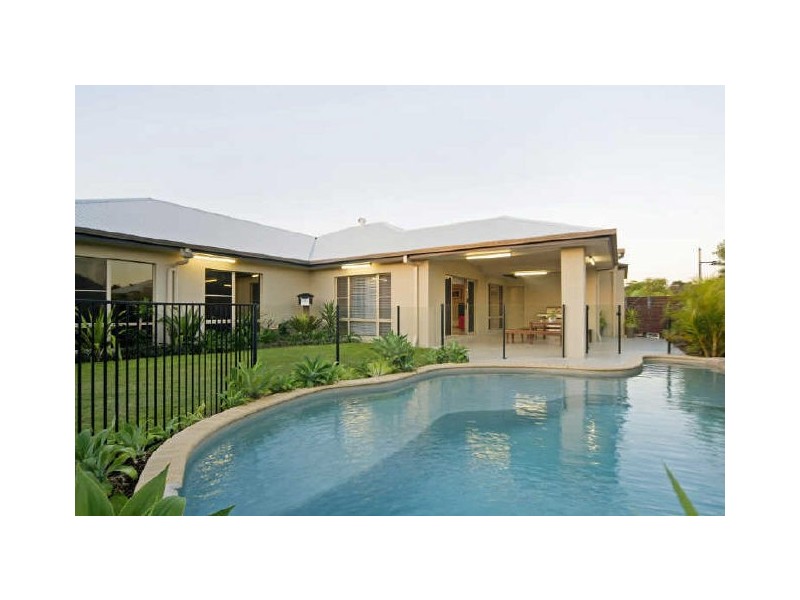 16 Rainbow Circuit, Coomera Waters QLD 4209