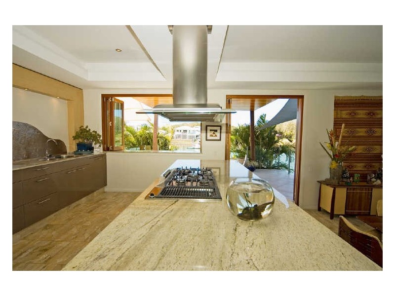 34 Buccaneer Way, Coomera Waters QLD 4209