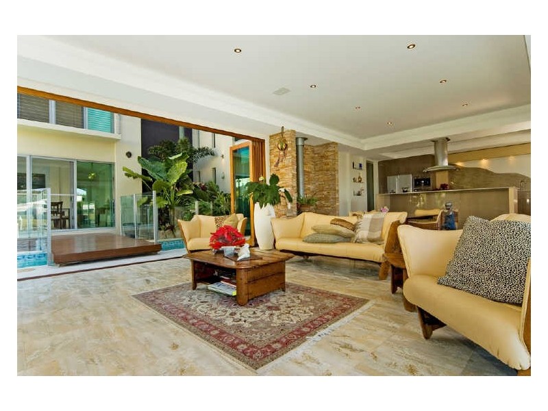 34 Buccaneer Way, Coomera Waters QLD 4209