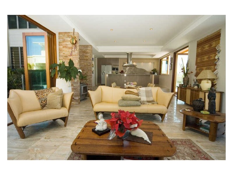 34 Buccaneer Way, Coomera Waters QLD 4209