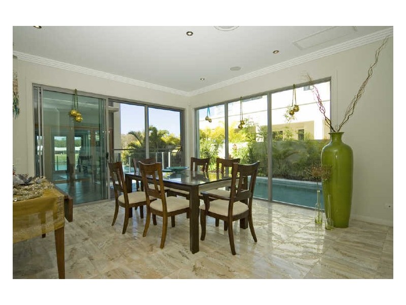 34 Buccaneer Way, Coomera Waters QLD 4209