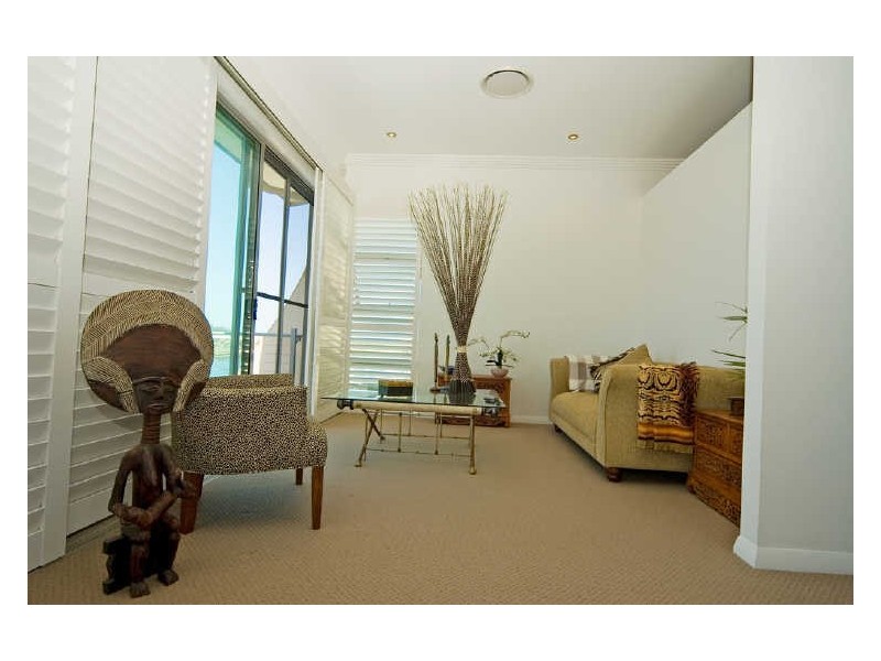 34 Buccaneer Way, Coomera Waters QLD 4209