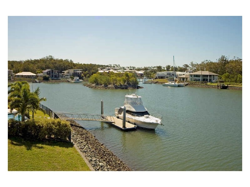 34 Buccaneer Way, Coomera Waters QLD 4209