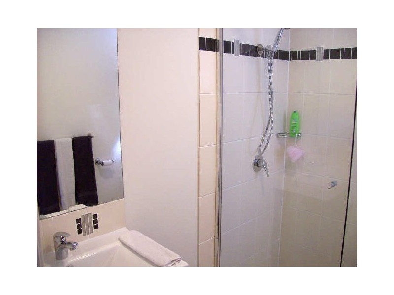 6/1 Pinecrest Court, Oxenford QLD 4210