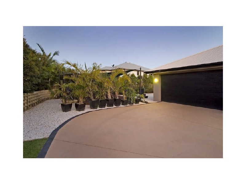 1 Pathfinder Road, Coomera Waters QLD 4209