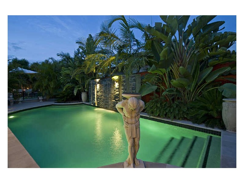 3 Pathfinder Road, Coomera Waters QLD 4209