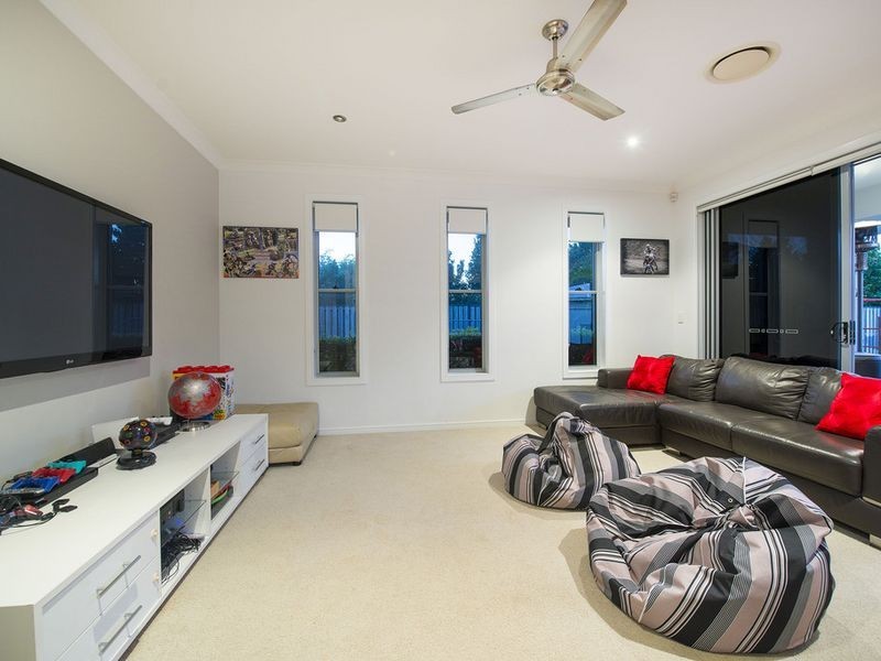 17 First Light Court, Coomera Waters QLD 4209