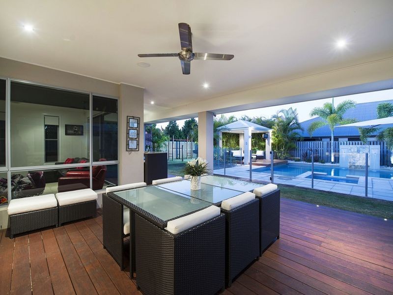 17 First Light Court, Coomera Waters QLD 4209