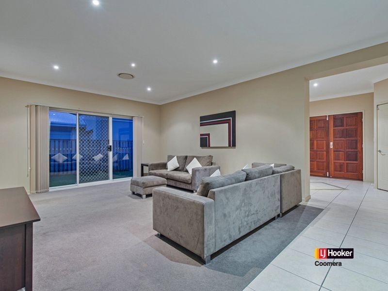 6 Kingtide Lane, Coomera Waters QLD 4209