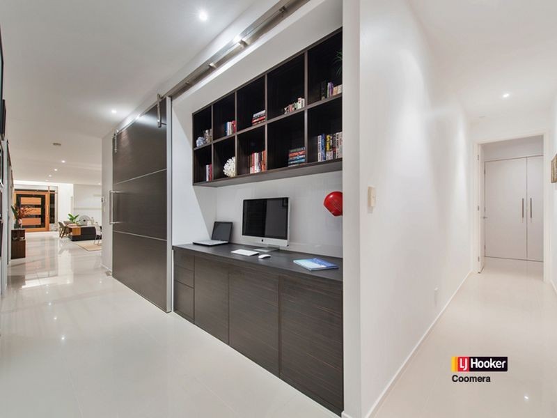 8 Kingtide Lane, Coomera Waters QLD 4209