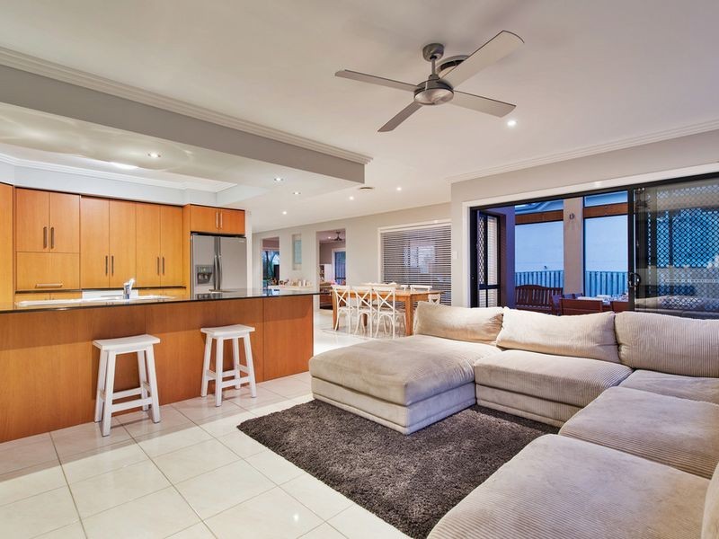 4 Drumbeat Place, Coomera Waters QLD 4209