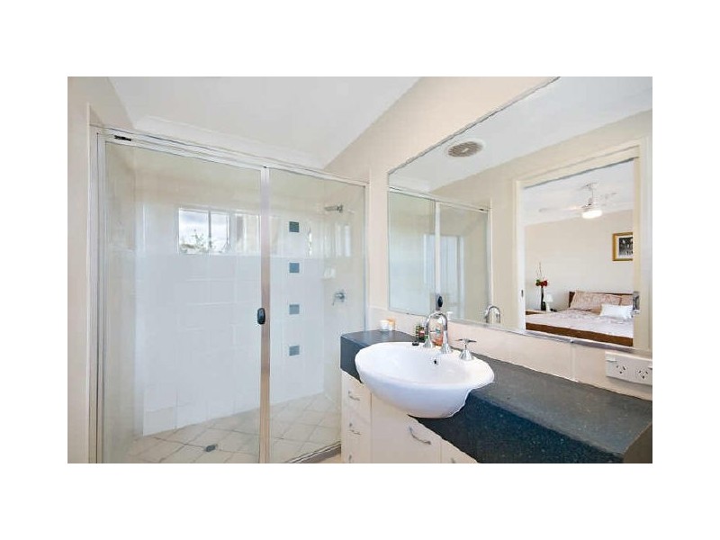 2/10 Livingstone Street, Upper Coomera QLD 4209