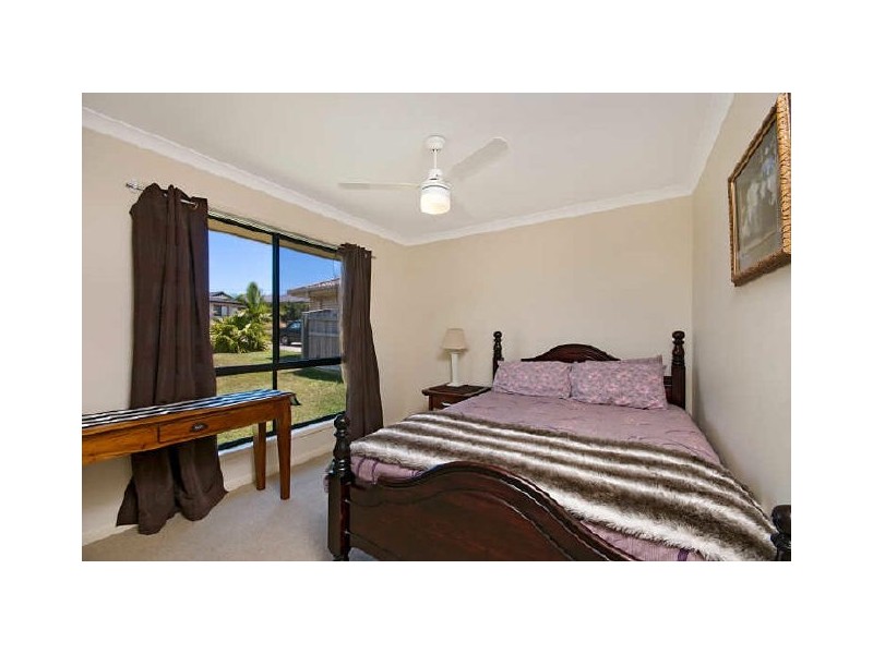 19 Heather Drive, Upper Coomera QLD 4209