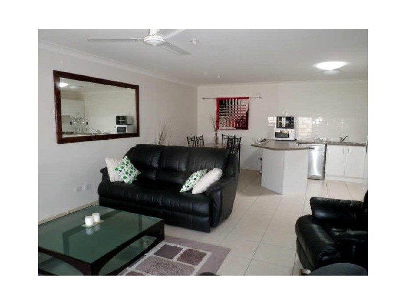 1/11 Gannon Way, Upper Coomera QLD 4209